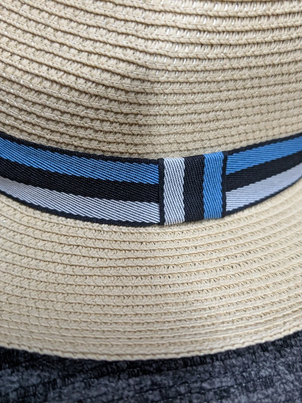 Amazon Essentials Beige Straw Fedora with Blue Trim